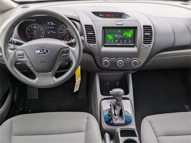 Used 2017 Kia Forte LX image 13