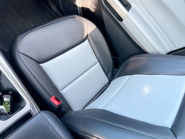 Certified 2023 Ford Explorer XLT w/ Equipment Group 202A image 26