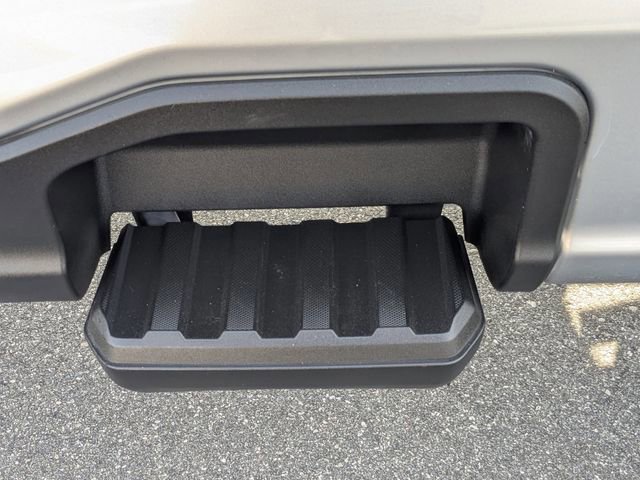 Certified 2024 Ford F350 Lariat w/ Black Appearance Package image 13