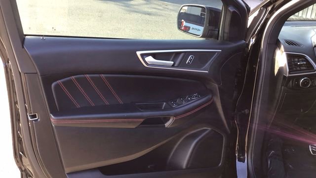 Certified 2024 Ford Edge ST-Line image 16