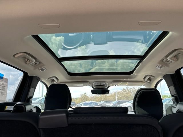 Used 2025 Volvo XC90 B6 Plus AWD/4WD image 10
