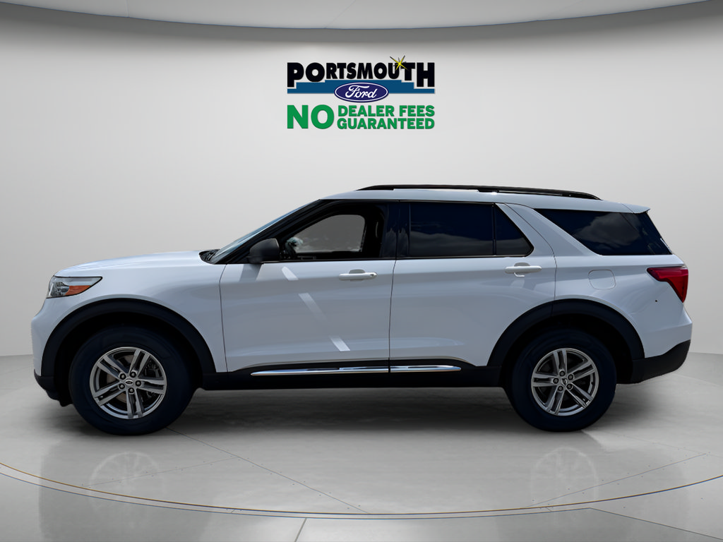 Certified 2021 Ford Explorer XLT w/ Equipment Group 202A AWD/4WD image 2
