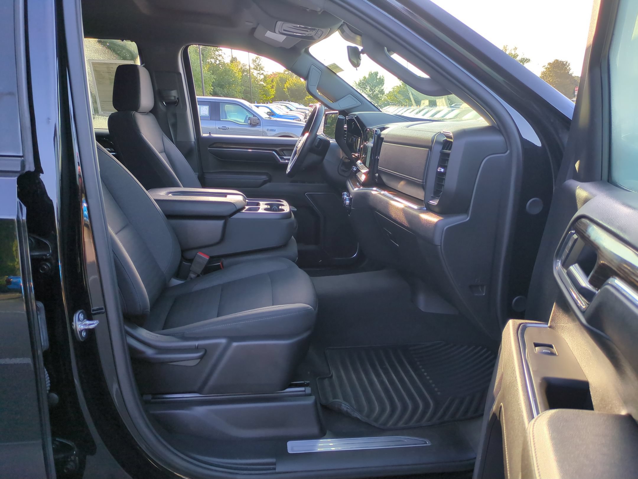 Used 2024 GMC Sierra 1500 Elevation AWD/4WD image 35