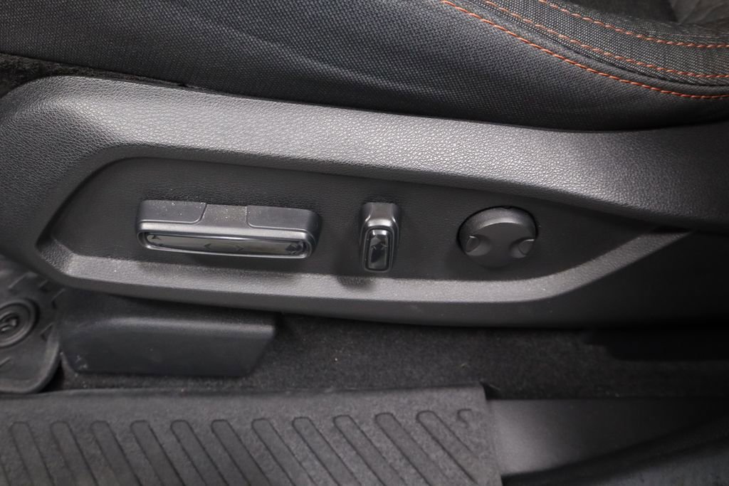 Used 2025 Honda Pilot Sport image 25