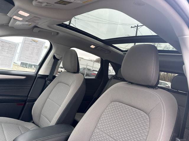 Certified 2022 Ford Escape SE w/ SE Sport Appearance Package AWD/4WD image 13
