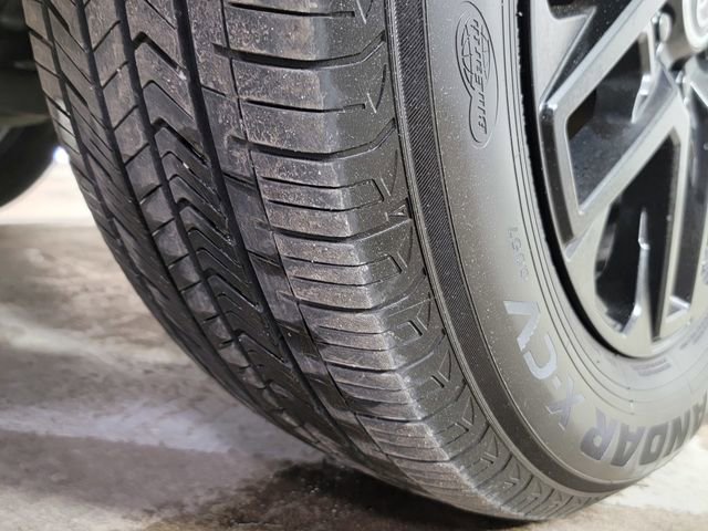 Used 2024 Toyota Tundra Limited image 11