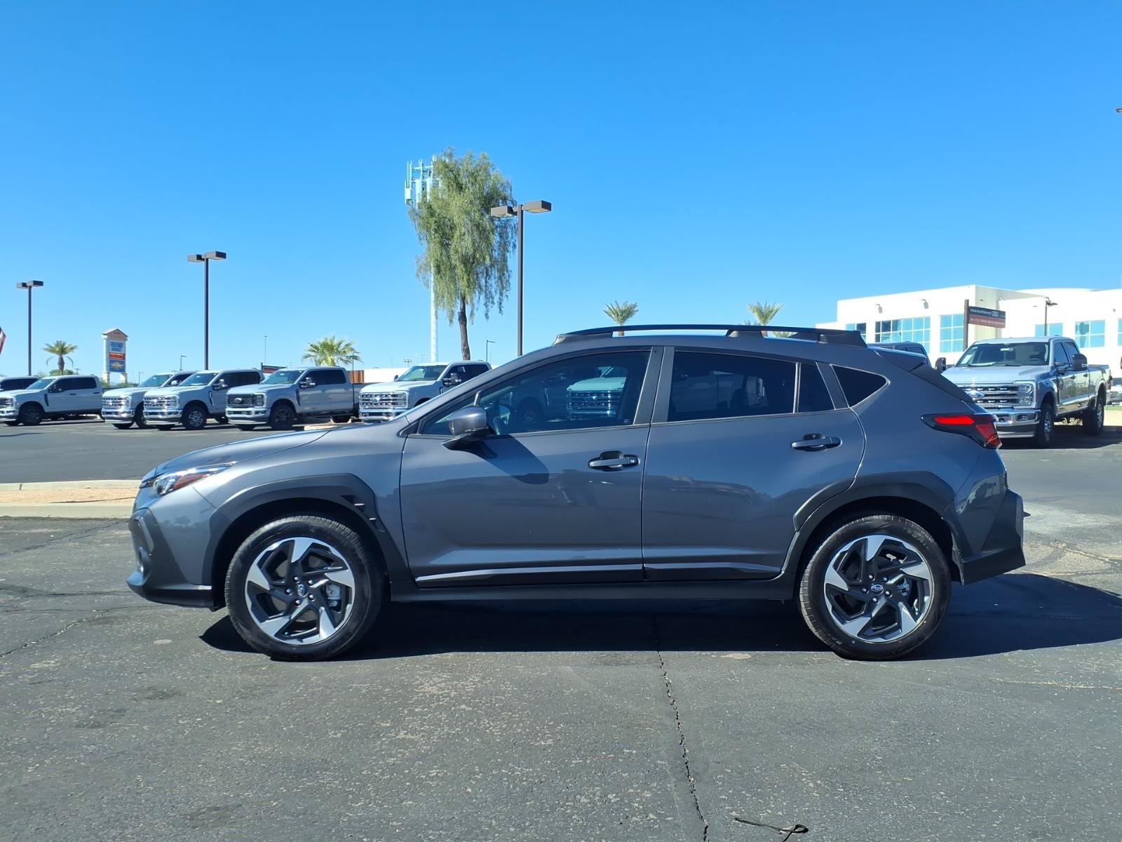 Used 2024 Subaru Crosstrek 2.5i Limited w/ Crosstrek Mirror Package AWD/4WD image 3