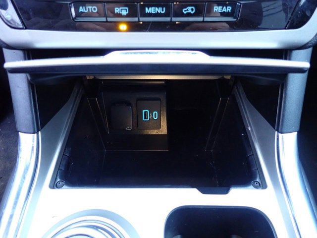 Certified 2022 Ford Explorer XLT w/ Equipment Group 202A image 26