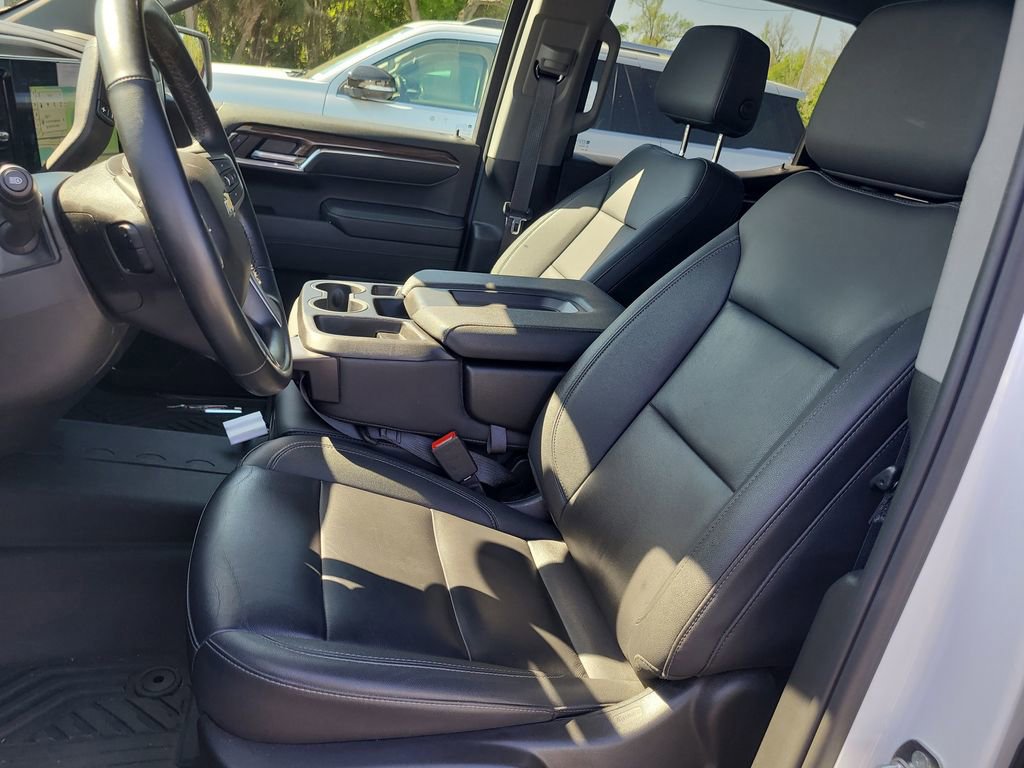 Used 2024 Chevrolet Silverado 1500 LT image 18