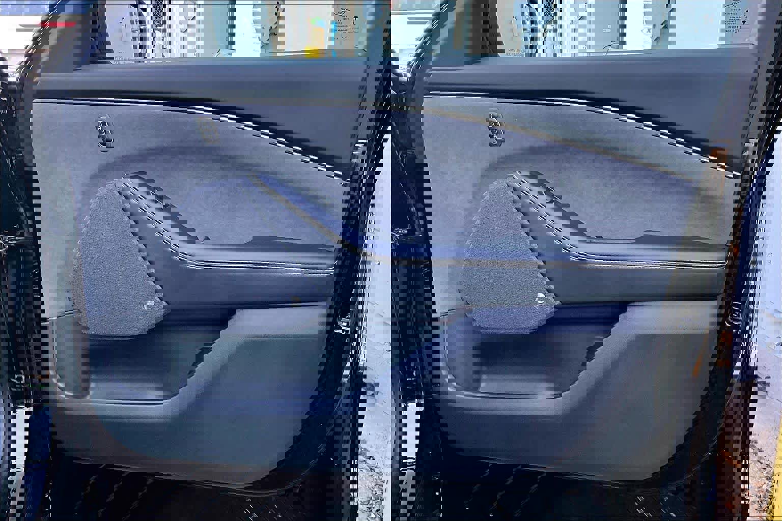 Certified 2025 Ford Mustang Mach-E GT image 24