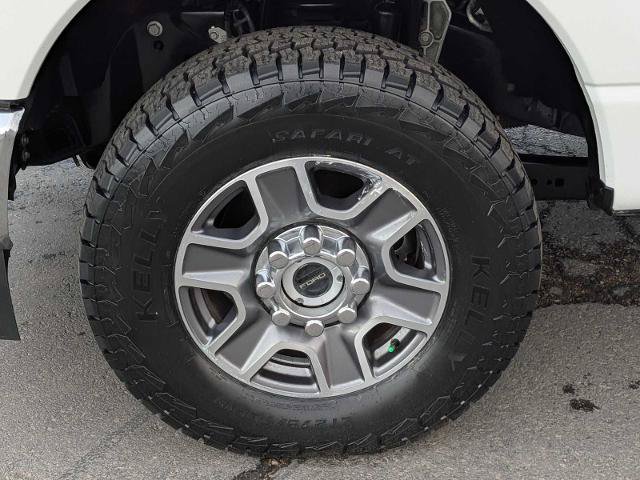 Certified 2023 Ford F250 Lariat w/ Lariat Ultimate Package AWD/4WD image 12