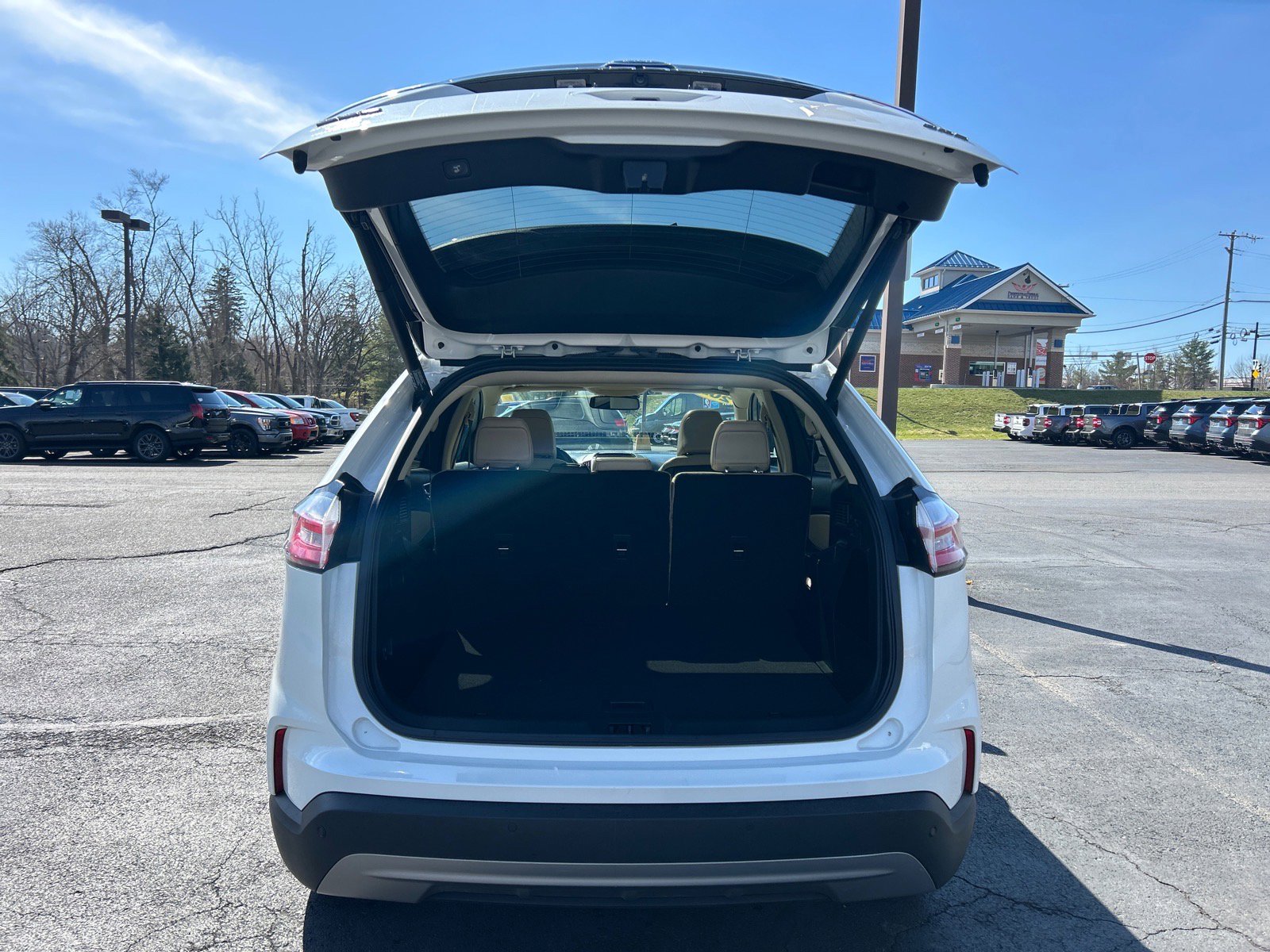 Certified 2022 Ford Edge SEL w/ Convenience Package image 12