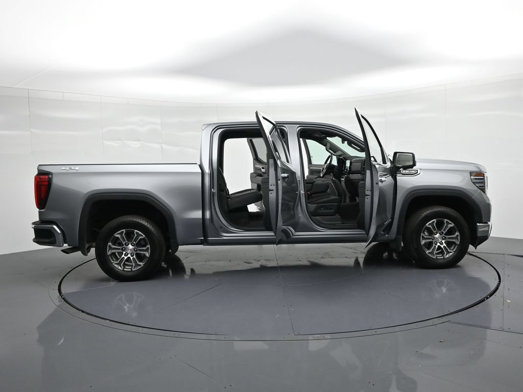 Used 2026 GMC Sierra 1500 SLT AWD/4WD image 26