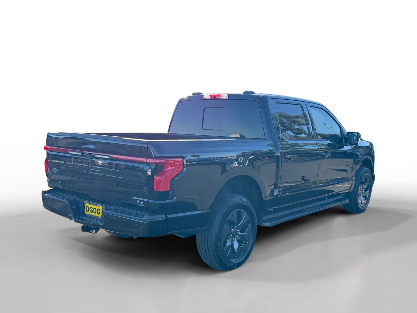 Certified 2023 Ford F150 Lightning Lariat w/ Equipment Group 511A High image 4