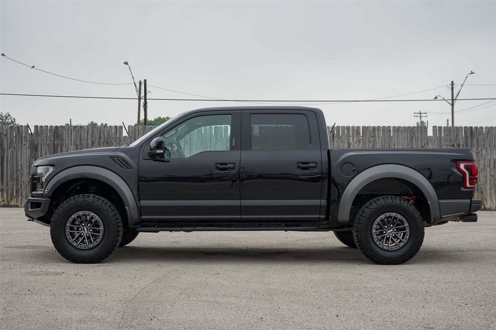 Certified 2019 Ford F150 Raptor w/ Equipment Group 802A Luxury AWD/4WD image 7