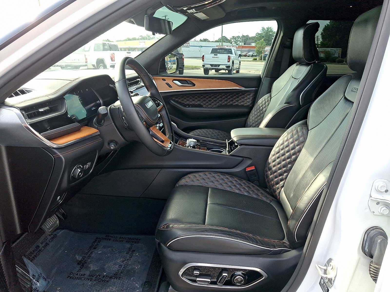 Used 2023 Jeep Grand Cherokee L Summit AWD/4WD image 12