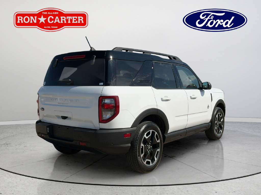 Certified 2024 Ford Bronco Sport Outer Banks w/ Tech Package AWD/4WD image 6