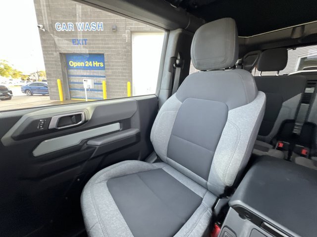 Certified 2023 Ford Bronco Big Bend w/ Sasquatch Package AWD/4WD image 20