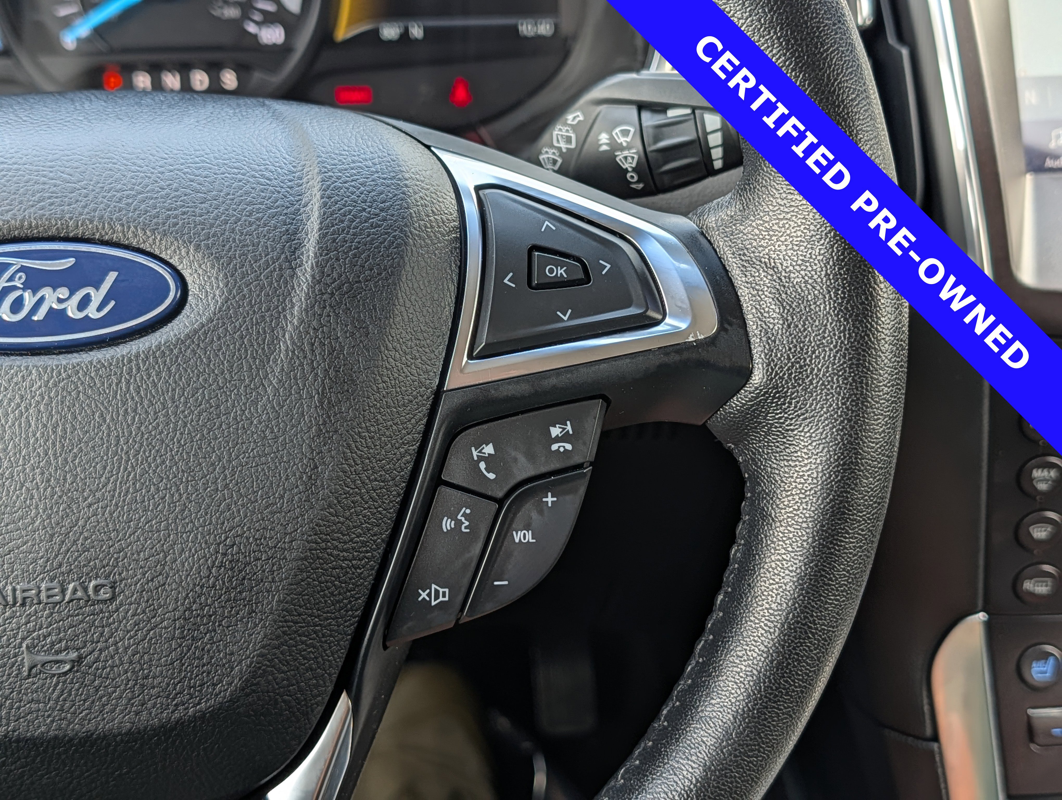 Certified 2020 Ford Edge Titanium w/ Equipment Group 301A FWD image 27