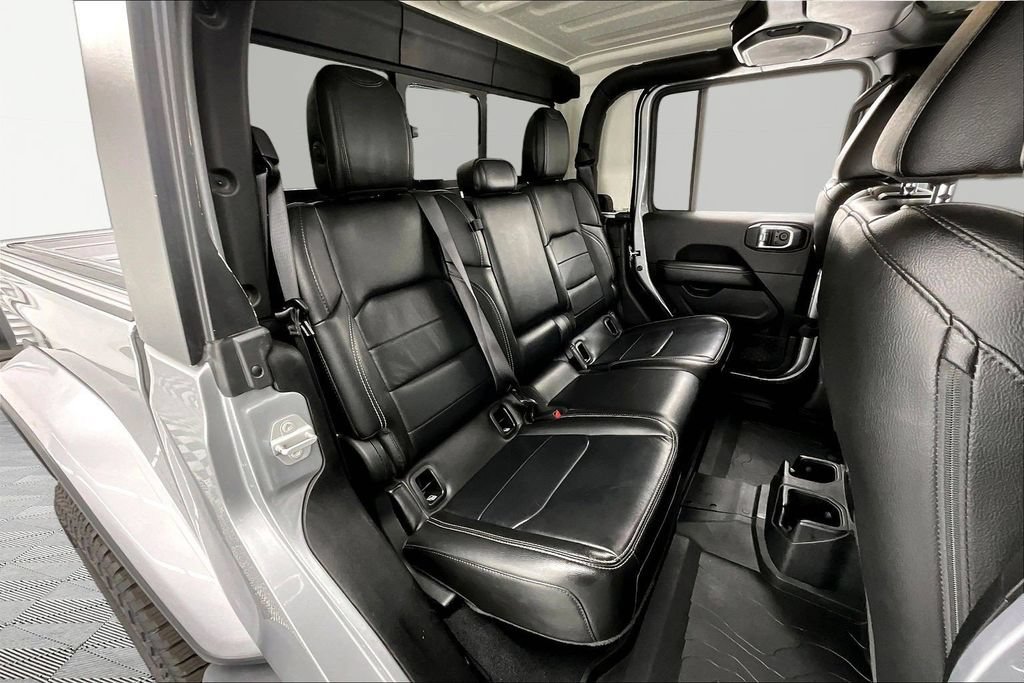 Used 2020 Jeep Gladiator Overland AWD/4WD image 28