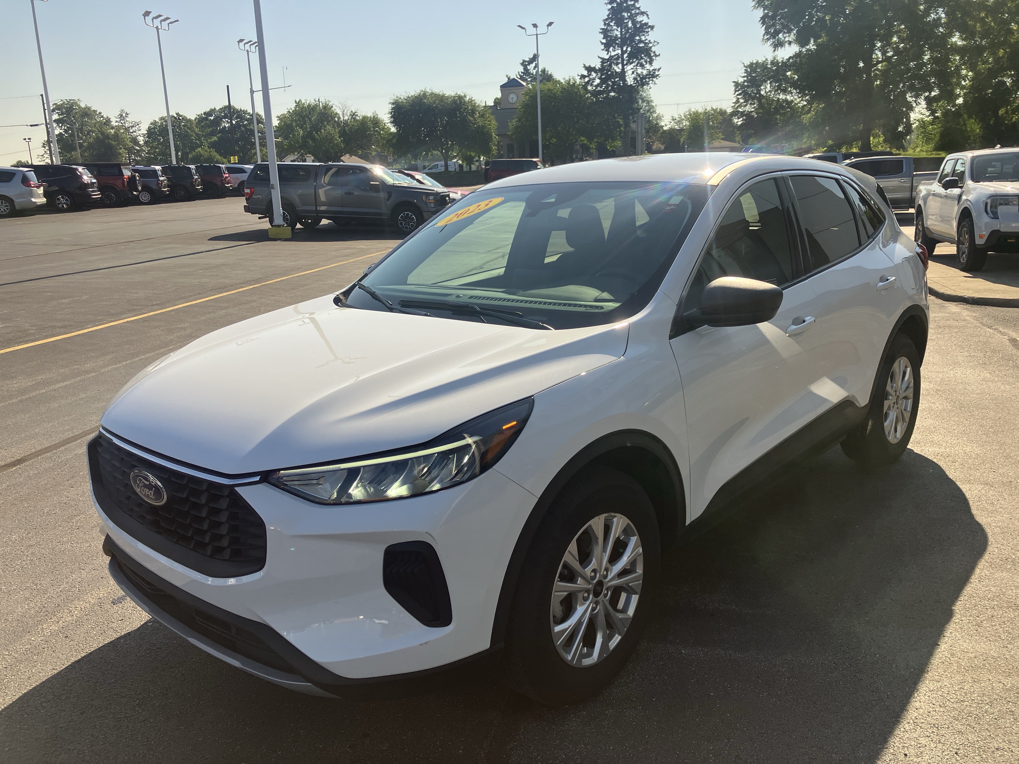 Certified 2023 Ford Escape Active AWD/4WD image 3