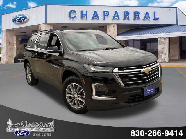 Used 2023 Chevrolet Traverse LT FWD image 1