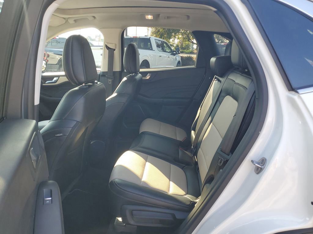 Certified 2021 Ford Escape Titanium w/ Titanium Elite Package image 10