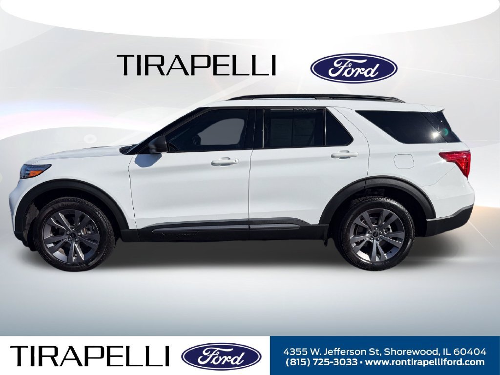 Certified 2021 Ford Explorer XLT w/ Equipment Group 202A AWD/4WD image 3