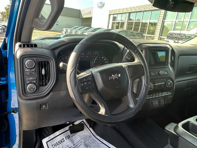 Used 2024 Chevrolet Silverado 1500 Custom Trail Boss AWD/4WD image 17