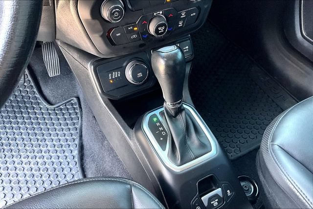 Used 2023 Jeep Renegade Limited AWD/4WD image 11