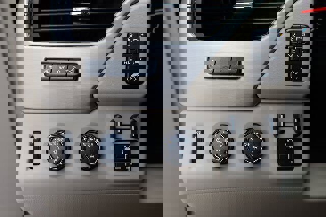 Used 2019 GMC Yukon Denali w/ Denali Ultimate Package image 37