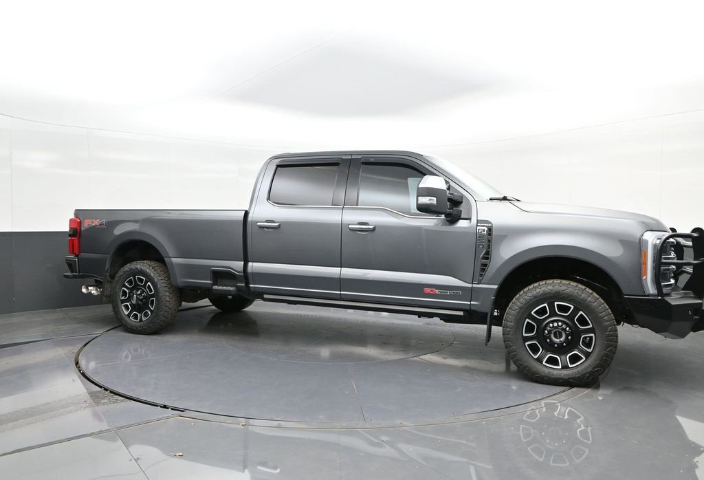 Certified 2023 Ford F250 Platinum image 17