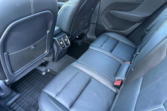 Used 2023 Volvo XC40 B5 Ultimate w/ Protection Package Premier image 12