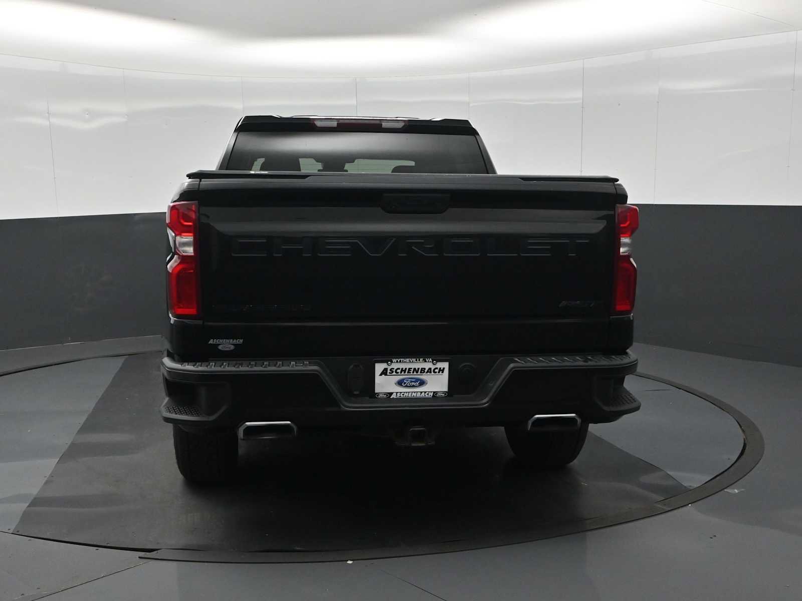 Used 2023 Chevrolet Silverado 1500 RST AWD/4WD image 8