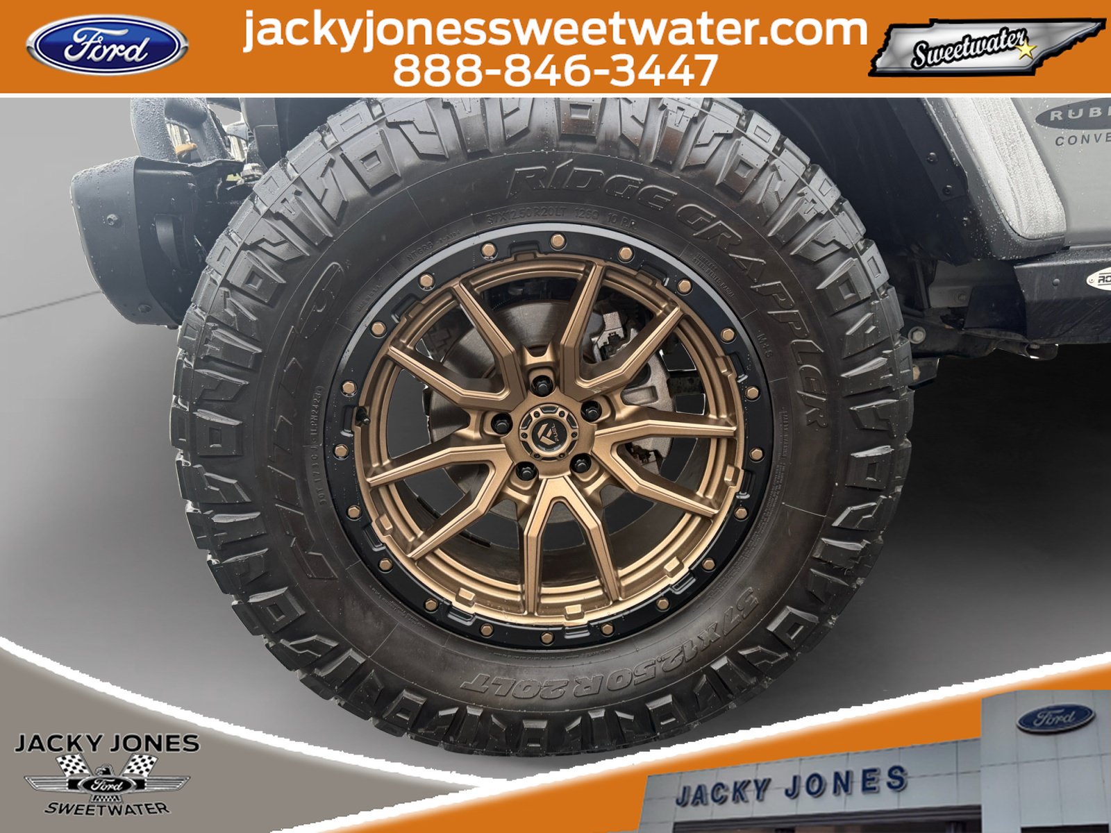 Used 2023 Jeep Wrangler Unlimited Rubicon 392 AWD/4WD image 9