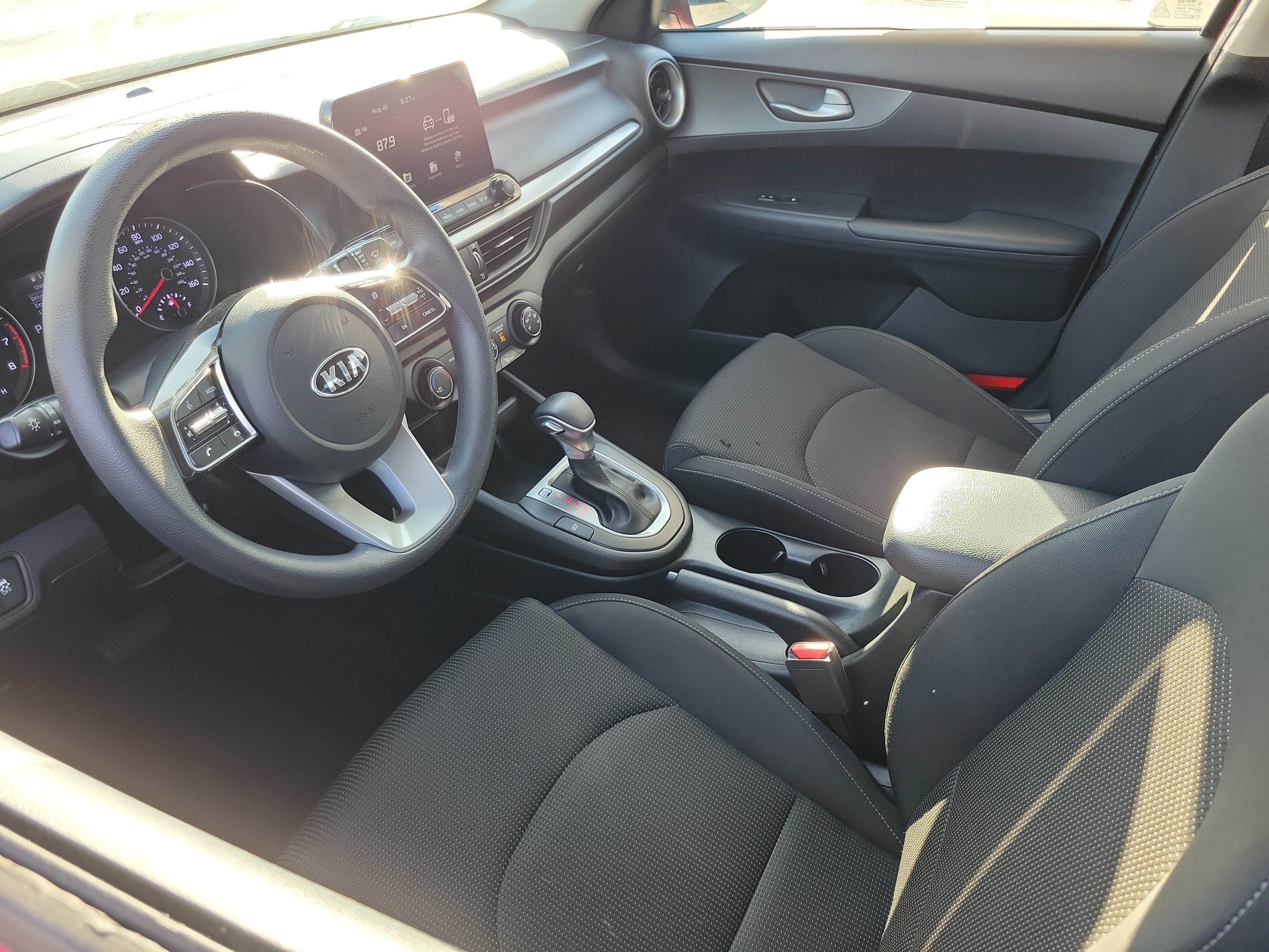Used 2020 Kia Forte LXS FWD image 3