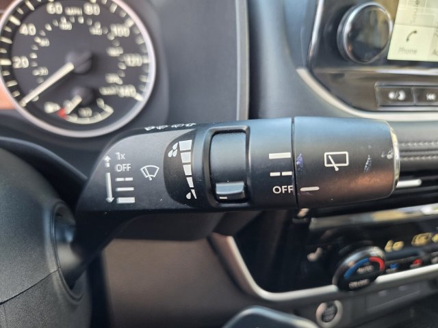 Used 2023 Nissan Rogue SL w/ SL Premium Package FWD image 31