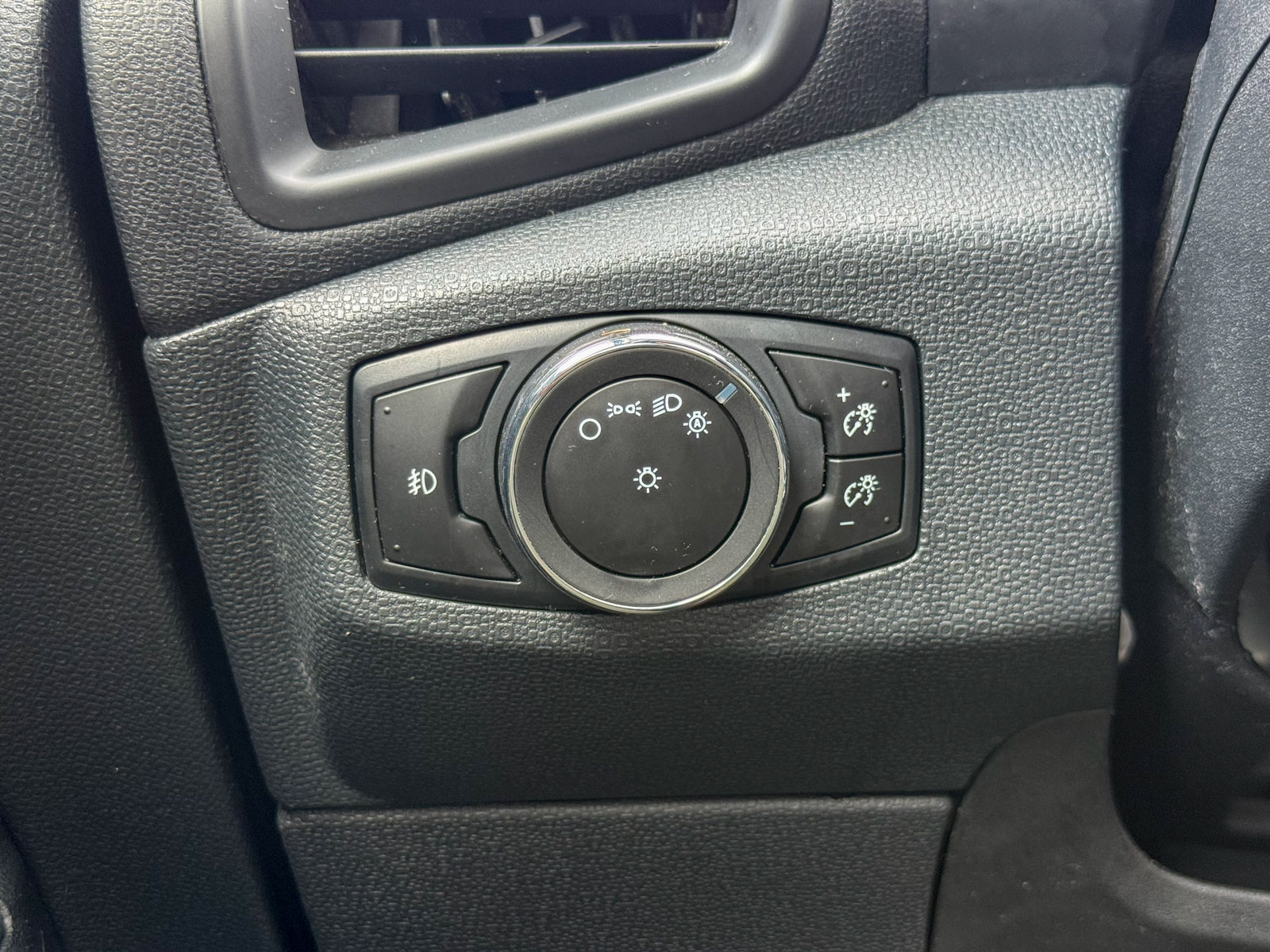 Certified 2020 Ford EcoSport SES AWD/4WD image 29