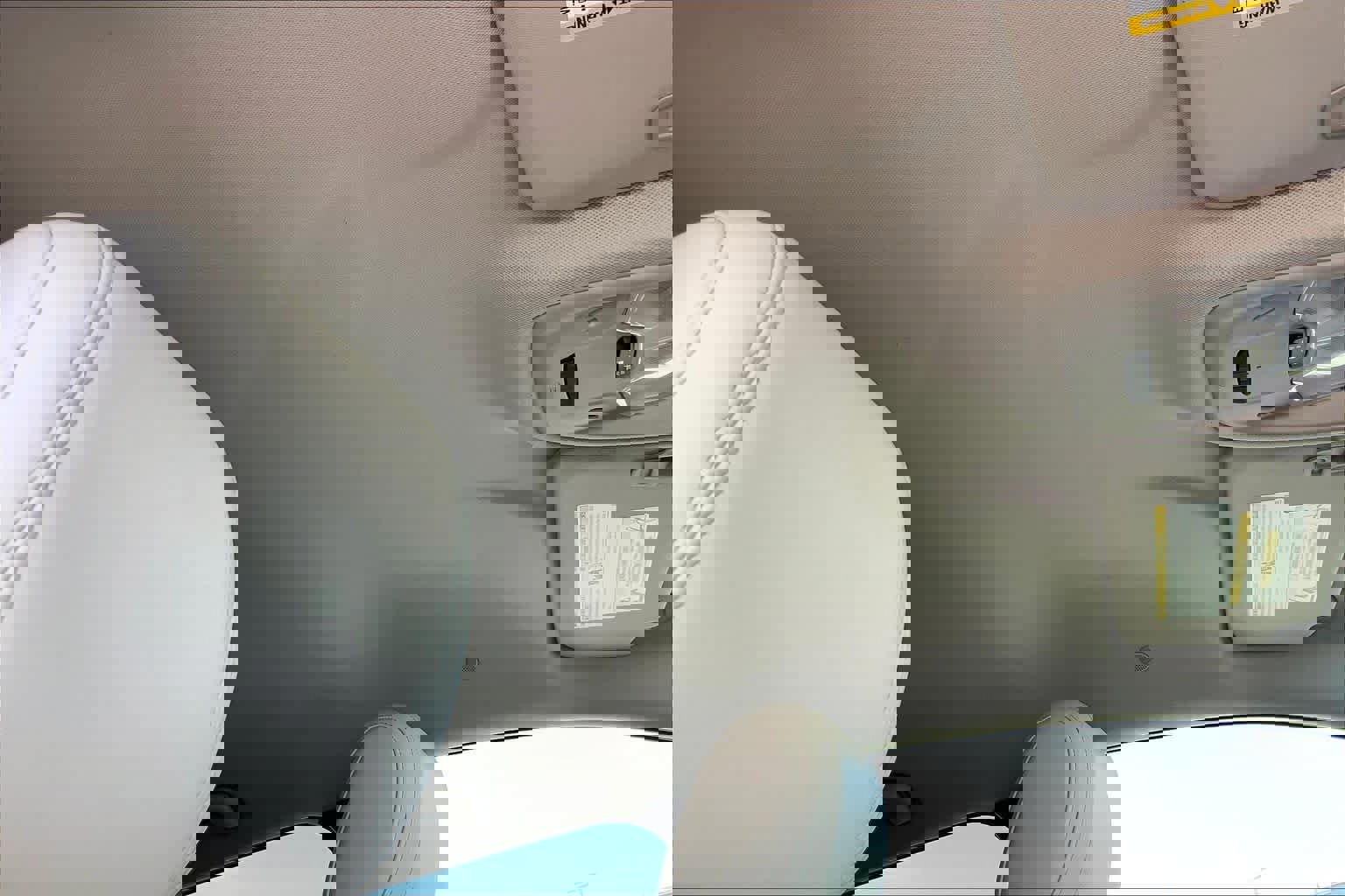 Used 2022 Buick Encore GX Essence image 13