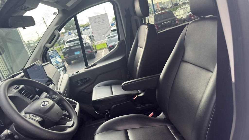Certified 2024 Ford Transit 350 XL AWD/4WD image 11