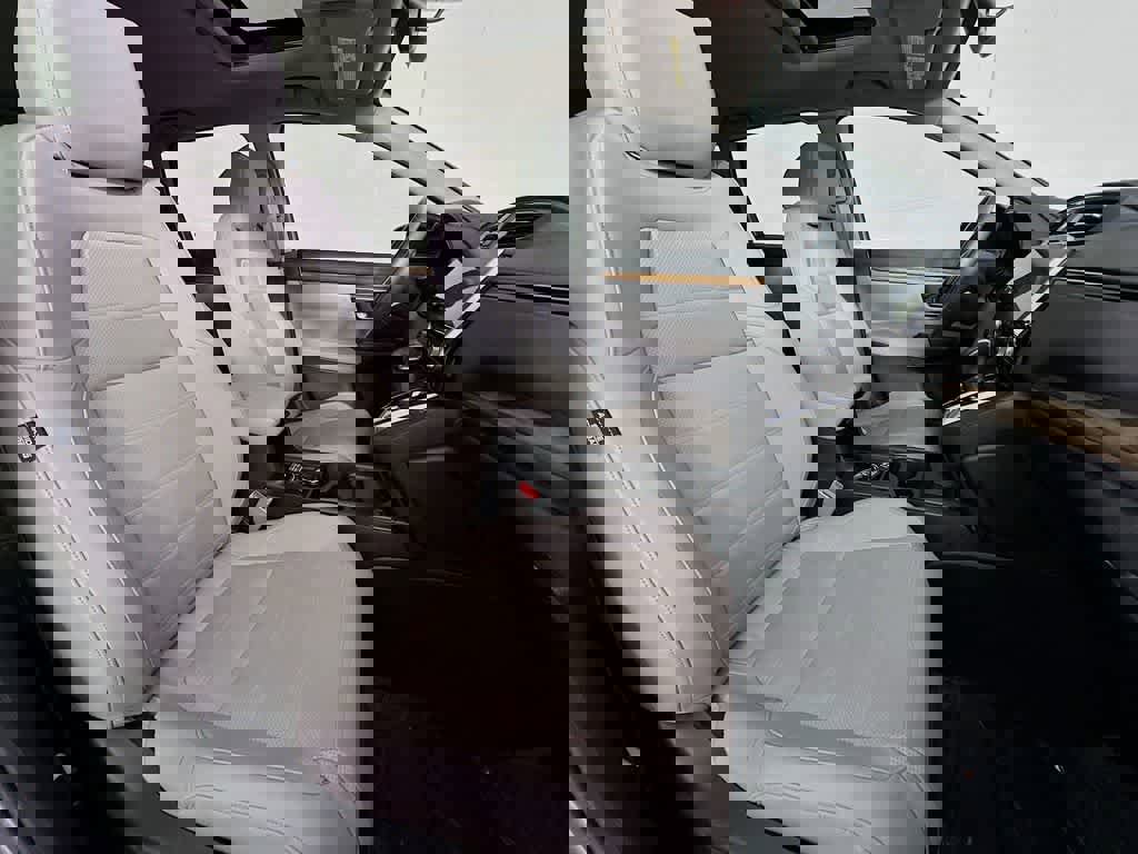 Used 2019 Honda CR-V Touring image 14