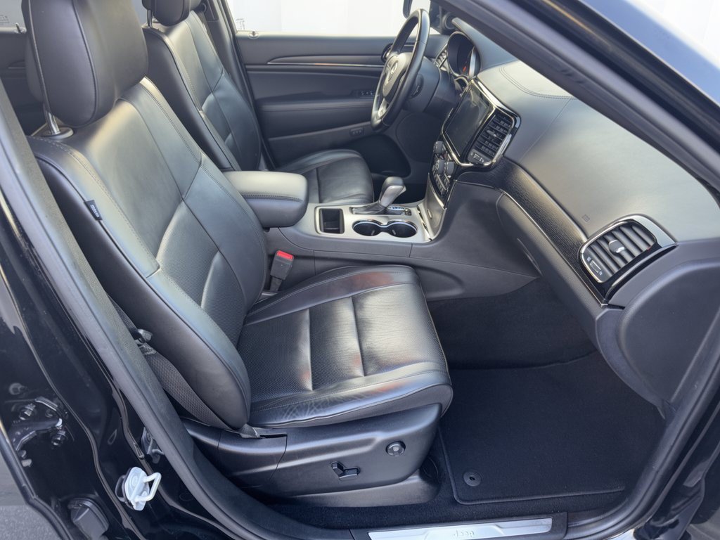 Used 2021 Jeep Grand Cherokee High Altitude RWD image 30