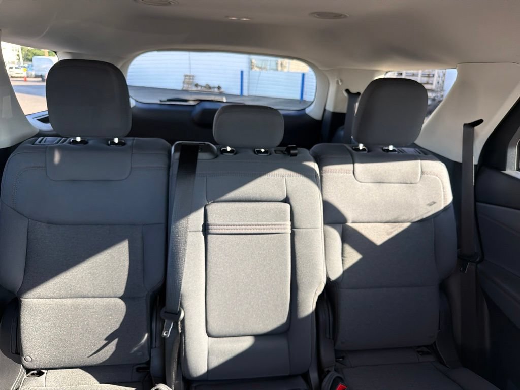 Certified 2025 Ford Explorer Active AWD/4WD image 45