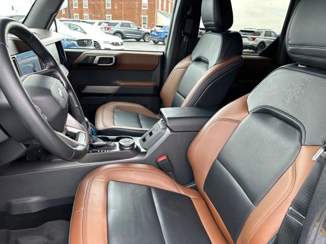 Certified 2021 Ford Bronco Outer Banks w/ Sasquatch Package AWD/4WD image 10