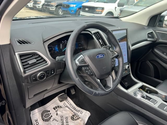Certified 2024 Ford Edge SEL w/ Convenience Package AWD/4WD image 7