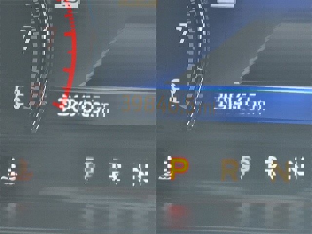 Certified 2022 Ford Explorer XLT w/ Equipment Group 202A image 37