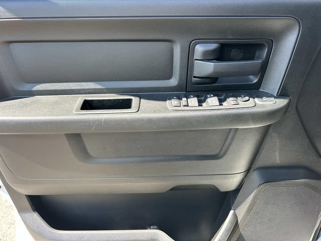 Used 2024 RAM 2500 Tradesman w/ Chrome Appearance Group AWD/4WD image 29