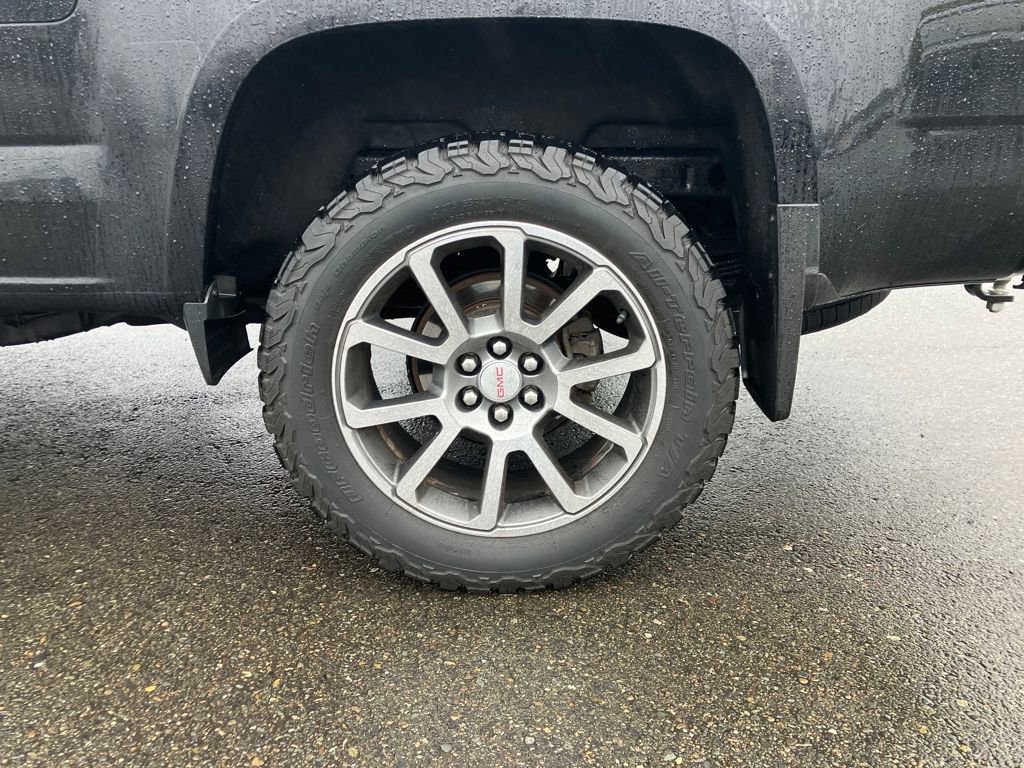 Used 2017 GMC Canyon Denali image 13