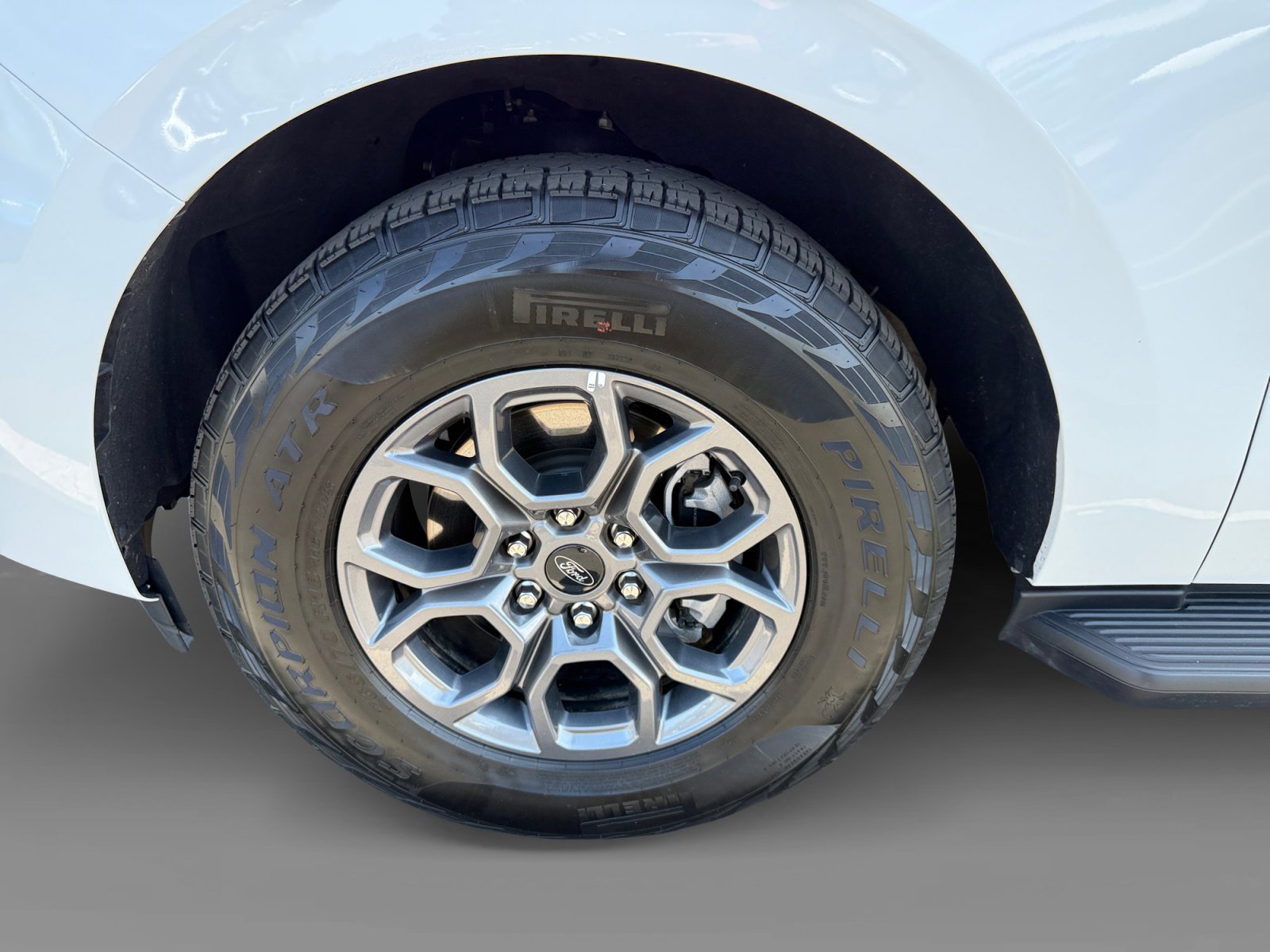 Certified 2025 Ford Expedition Active AWD/4WD image 9