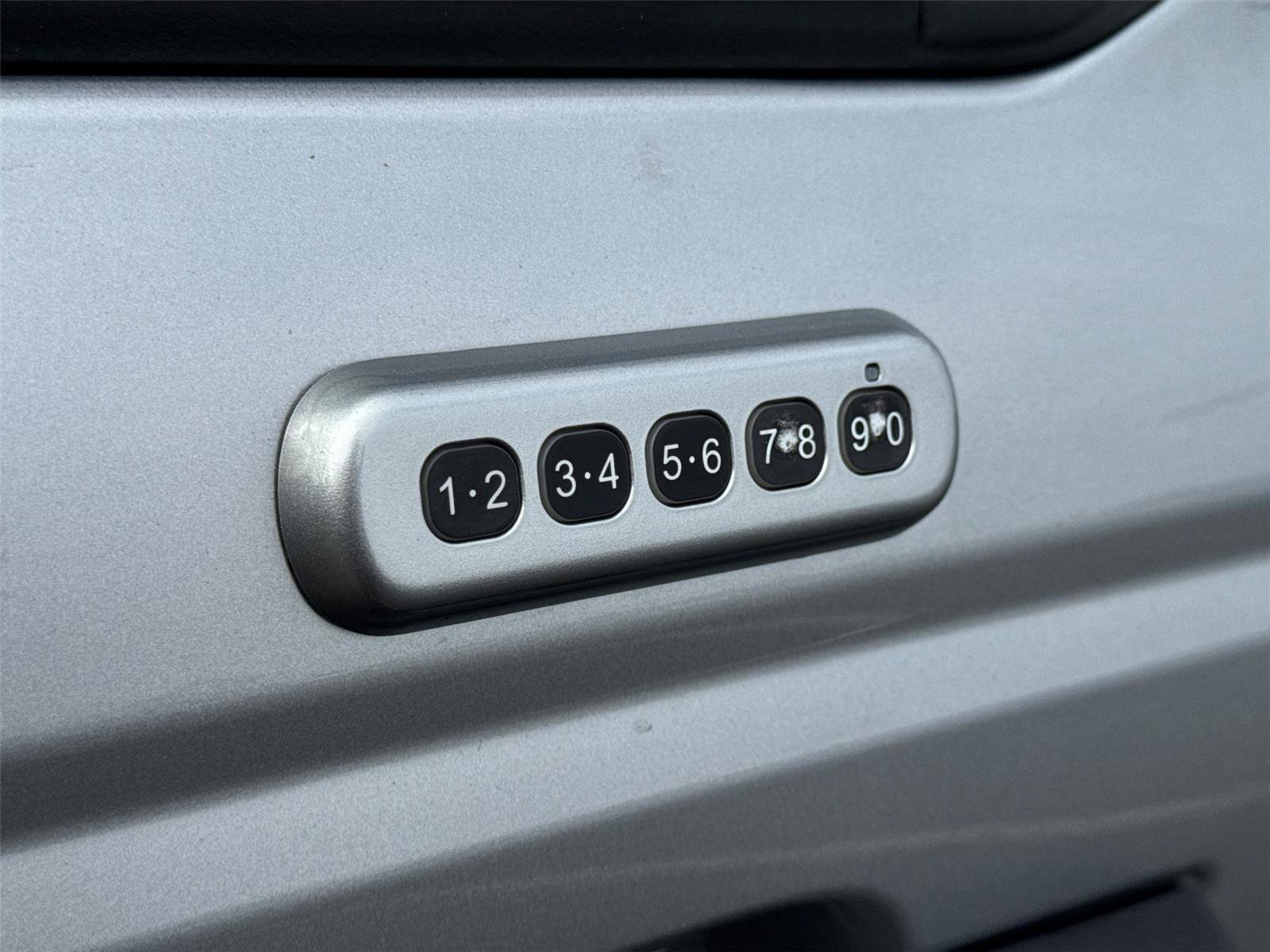 Certified 2023 Ford Bronco 2-Door AWD/4WD image 9